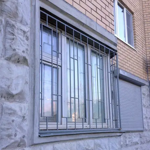 Які вікна вибрати для квартири на першому поверсі?